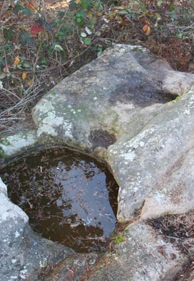 Pierre à cupules de Segotier