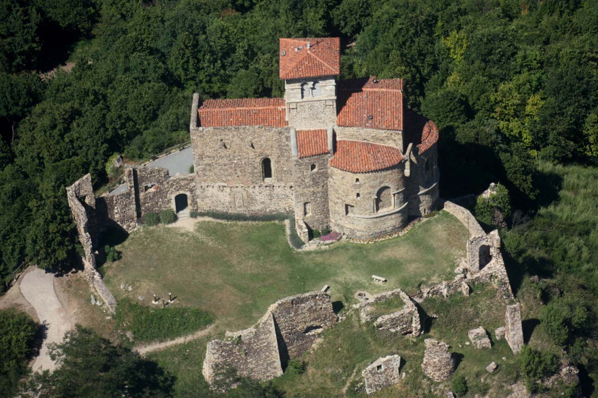 Vue aérienne du prieuré